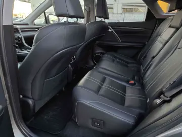 Lexus Seria RX 2022