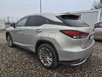 Lexus Seria RX 2020