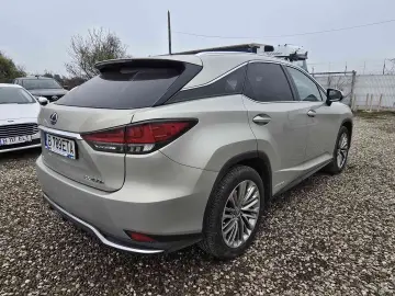 Lexus Seria RX 2020