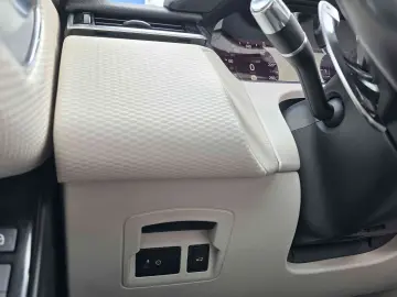 Land Rover Range Rover Velar 2022