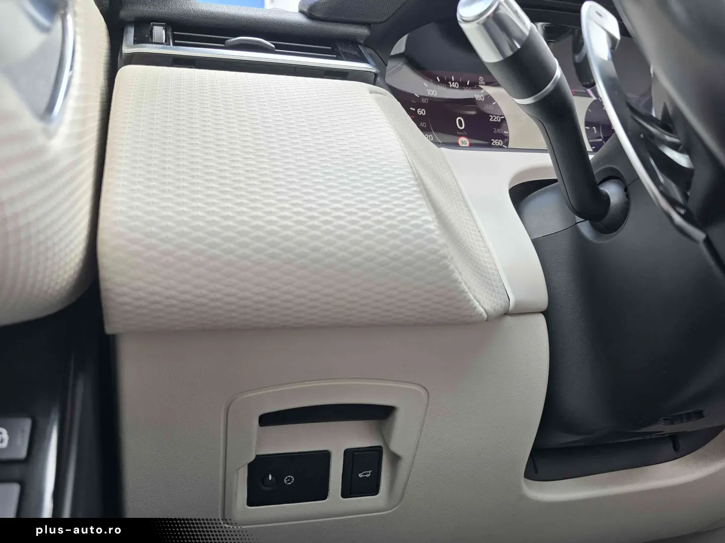 Land Rover Range Rover Velar 2022