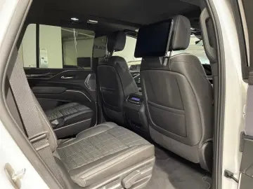 CADILLAC Escalade 6.2 V8 4WD Sport Platinum AHK Nightvisi