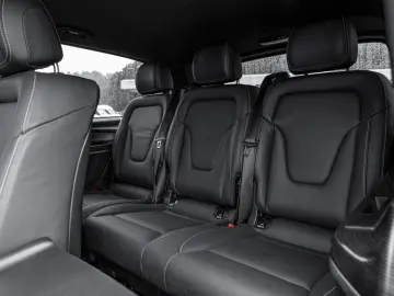 MERCEDES-BENZ V 300 4MATIC AVANTGARDE XL LED KAMERA 8SITZER