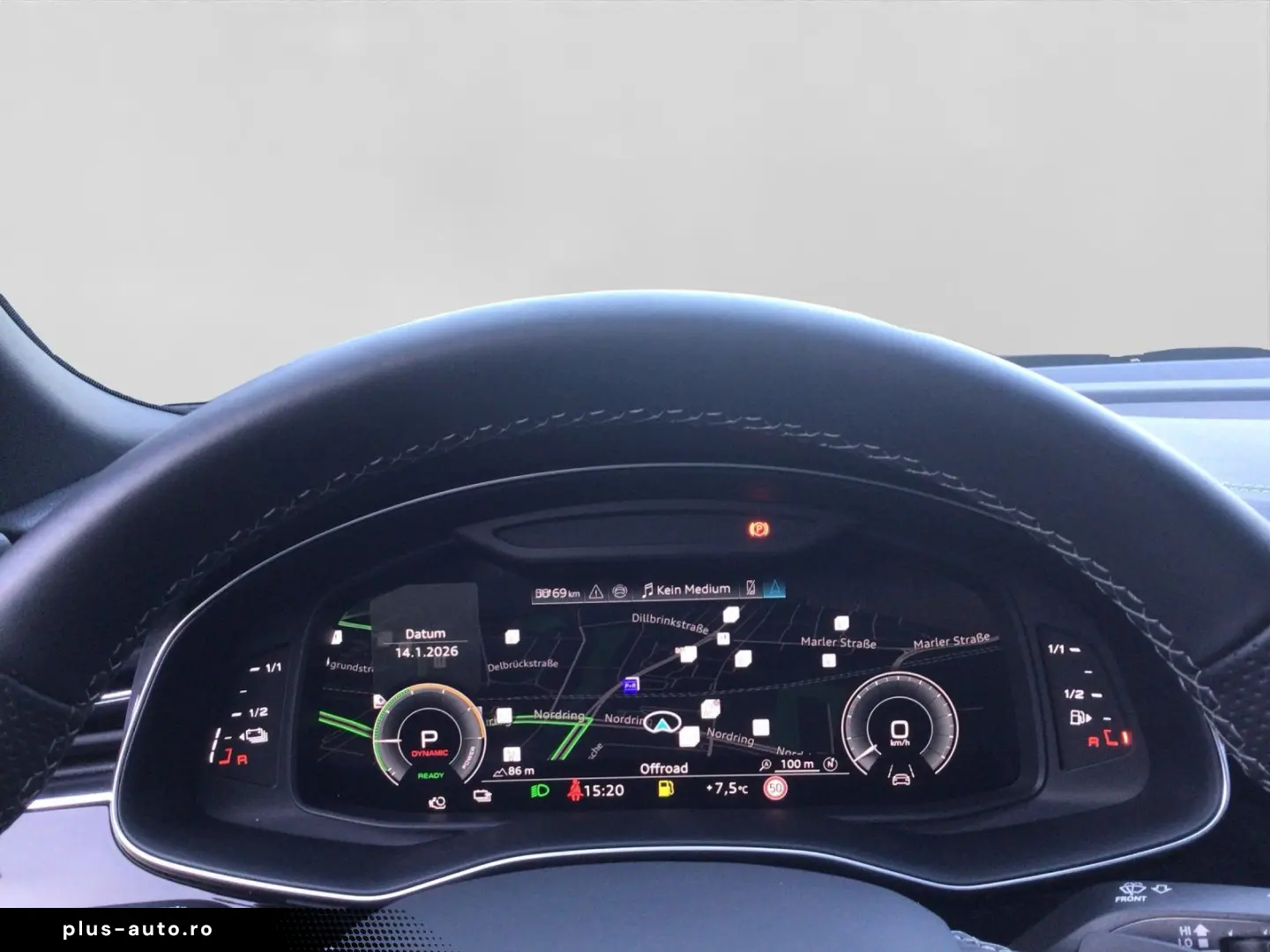 AUDI Q8 55 TFSIe Q S LINE PANO LEDER LM21 AHK