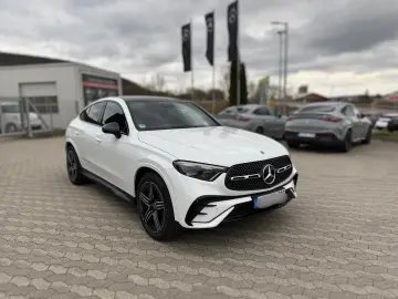MERCEDES-BENZ GLC 300 d 4M Cp. AMG Pano StaHz Dist 3&hellip;