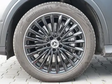 MERCEDES-BENZ GLC300d Coupe 4M AMG PREMIUM PLUS PANO DESIGNO