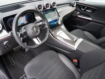 MERCEDES-BENZ GLC300d Coupe 4M AMG PREMIUM PLUS PANO DESIGNO