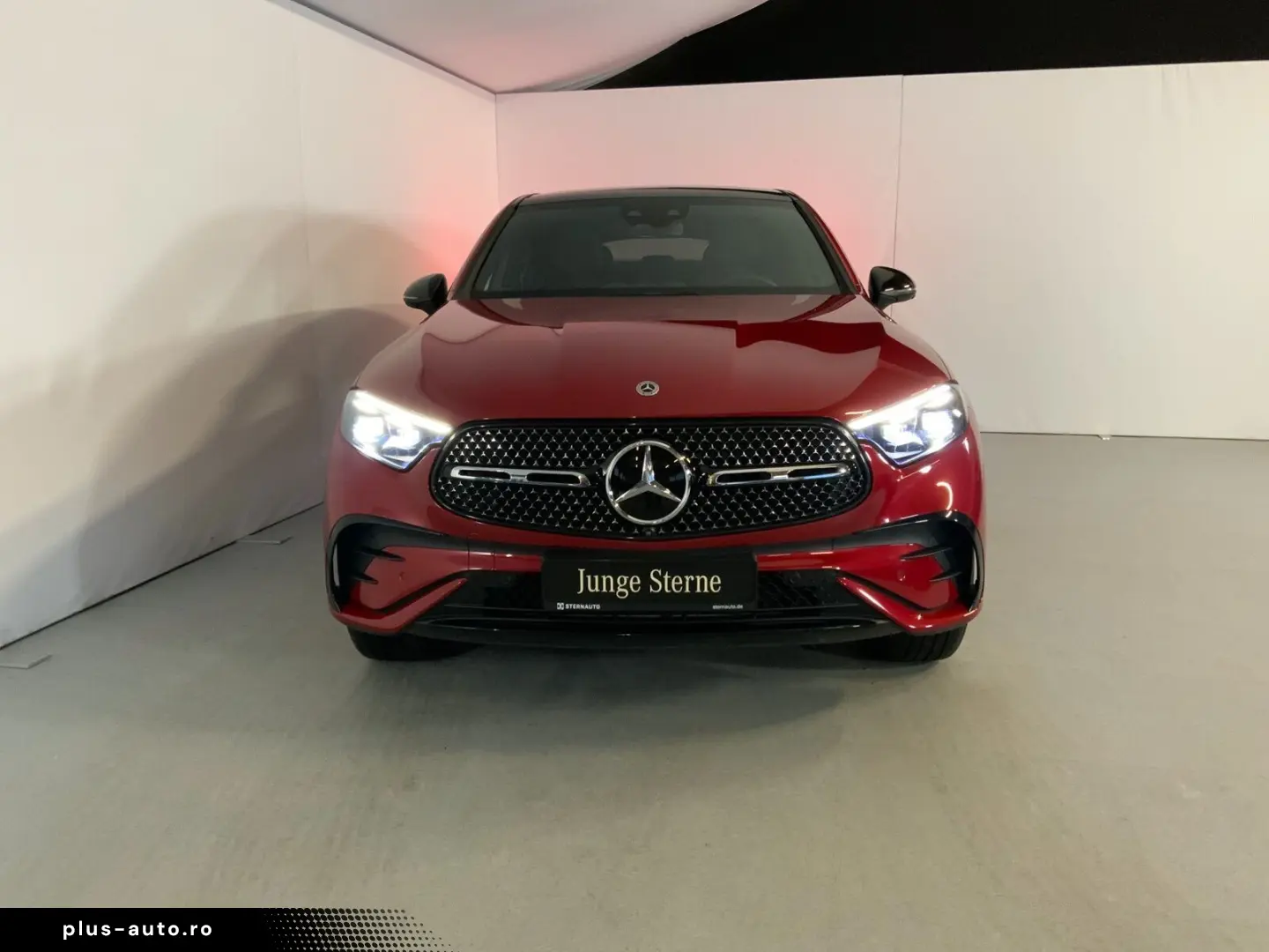 MERCEDES-BENZ GLC 300 4M Coupé AMG Night Pano Airm Burm3D