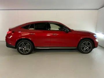 MERCEDES-BENZ GLC 300 4M Coupé AMG Night Pano Airm Burm3D