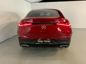 MERCEDES-BENZ GLC 300 4M Coupé AMG Night Pano Airm Burm3D