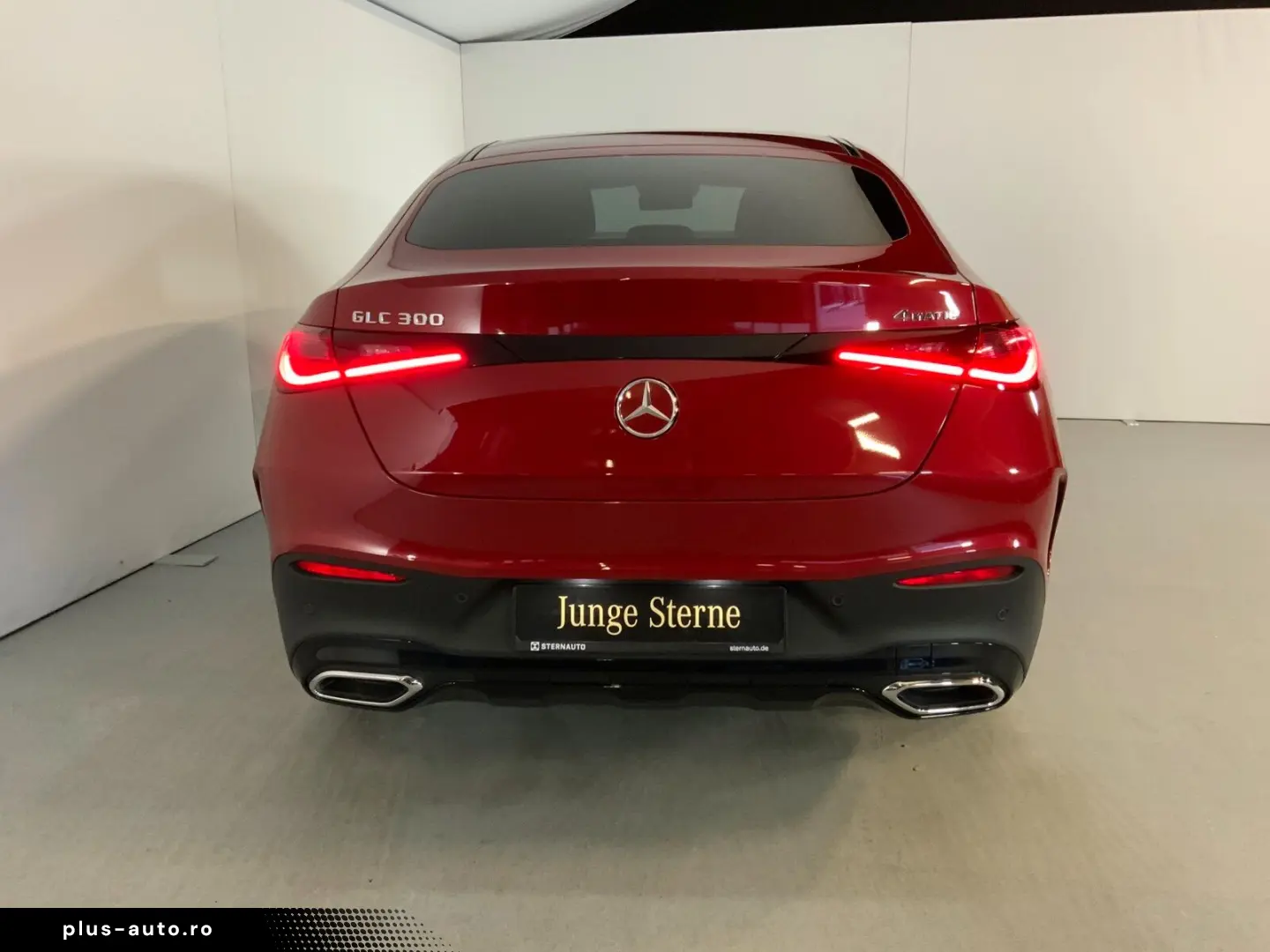 MERCEDES-BENZ GLC 300 4M Coupé AMG Night Pano Airm Burm3D