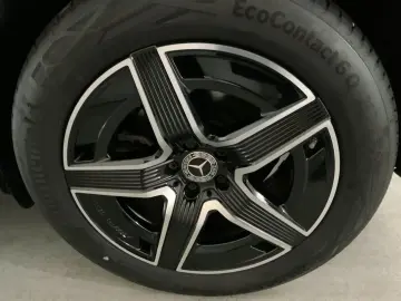 MERCEDES-BENZ GLC 300 4M Coupé AMG Night Pano Airm Burm3D