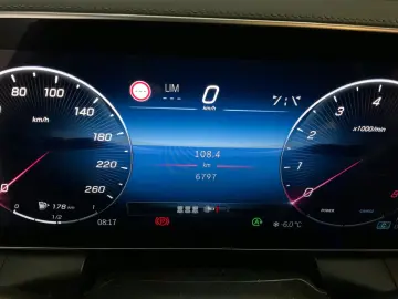 MERCEDES-BENZ GLC 300 4M Coupé AMG Night Pano Airm Burm3D