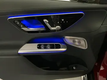 MERCEDES-BENZ GLC 300 4M Coupé AMG Night Pano Airm Burm3D