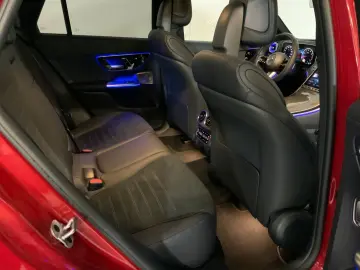 MERCEDES-BENZ GLC 300 4M Coupé AMG Night Pano Airm Burm3D