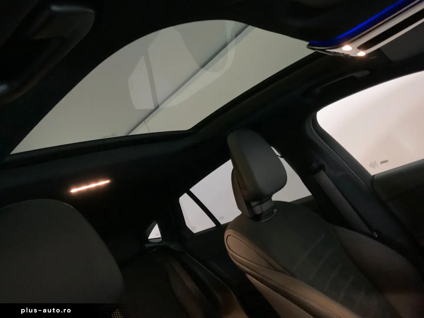 MERCEDES-BENZ GLC 300 4M Coupé AMG Night Pano Airm Burm3D