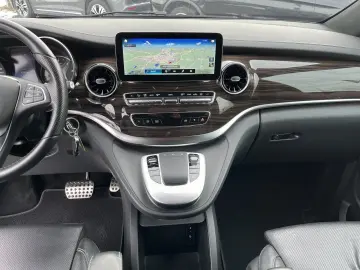 MERCEDES-BENZ V 300 d 4M Long AMG Line