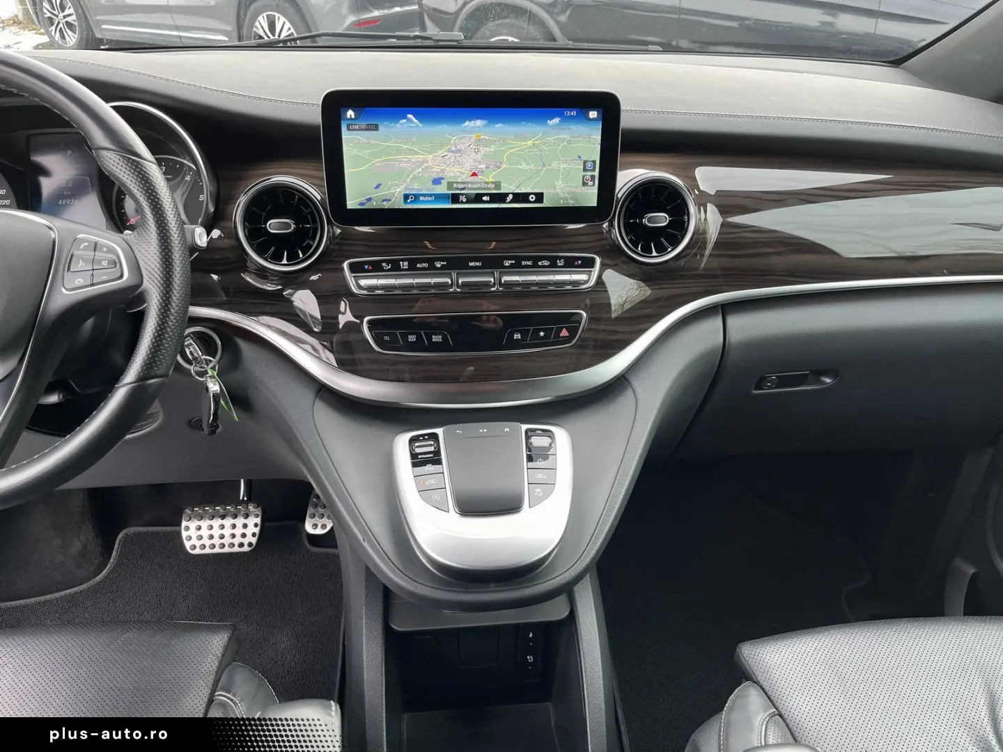 MERCEDES-BENZ V 300 d 4M Long AMG Line