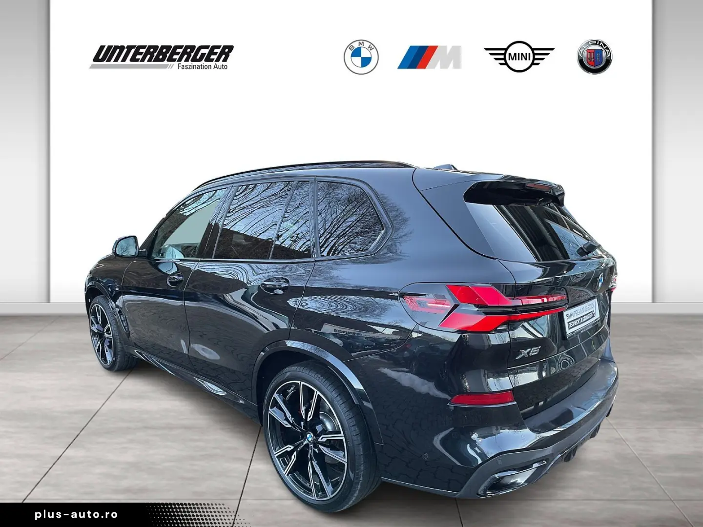 BMW X5 xDrive40d M Sportpaket Pro-BMW Iconic Glow-In