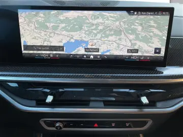 BMW X5 xDrive40d M Sportpaket Pro-BMW Iconic Glow-In