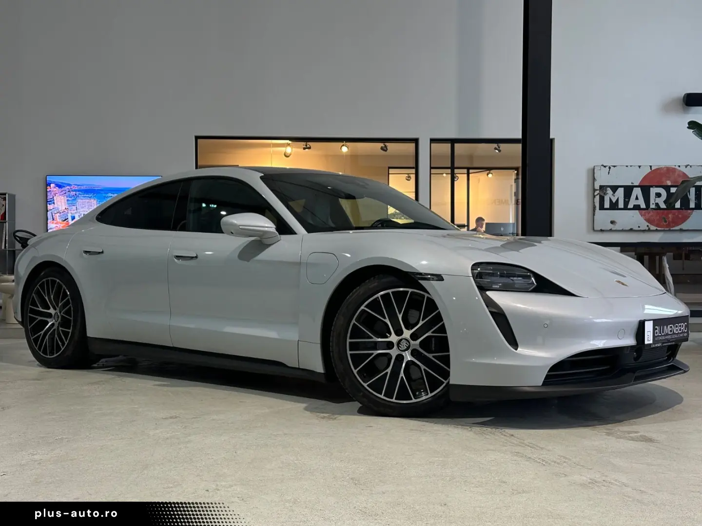 PORSCHE Taycan  Pano BOSE ACC Chrono Luft Apple Leder