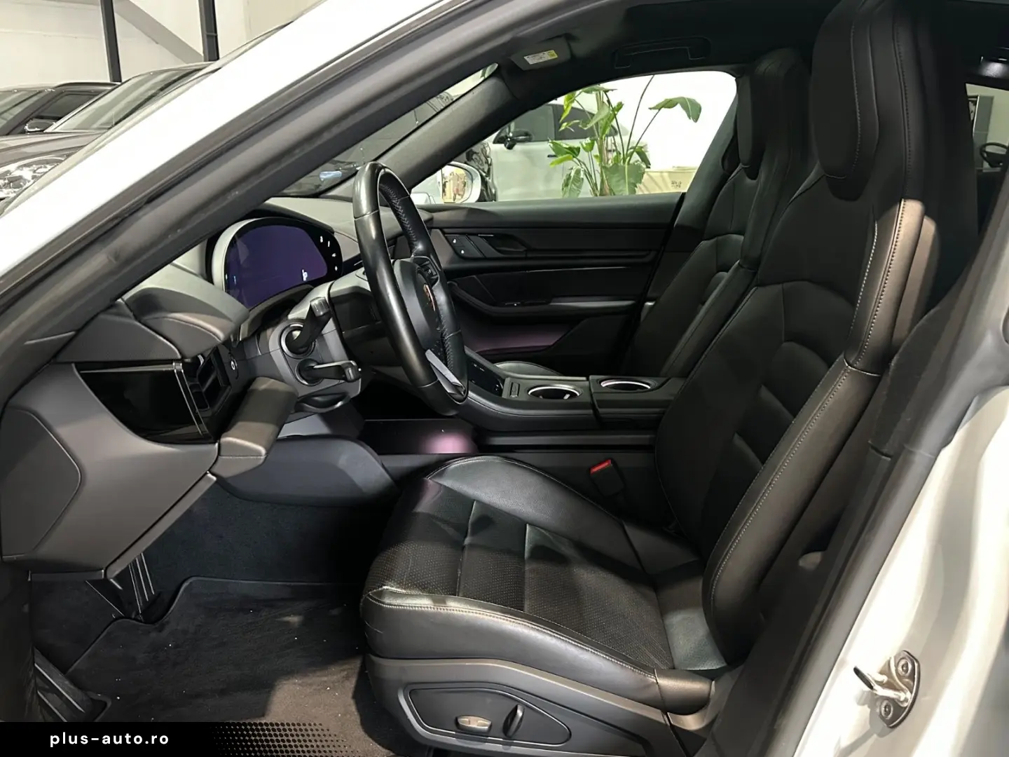 PORSCHE Taycan  Pano BOSE ACC Chrono Luft Apple Leder