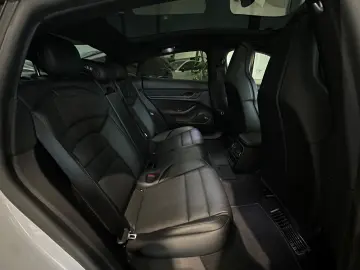 PORSCHE Taycan  Pano BOSE ACC Chrono Luft Apple Leder