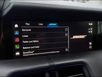 PORSCHE Taycan 4S Bose HUD Vierradlenk. Matrix Bose