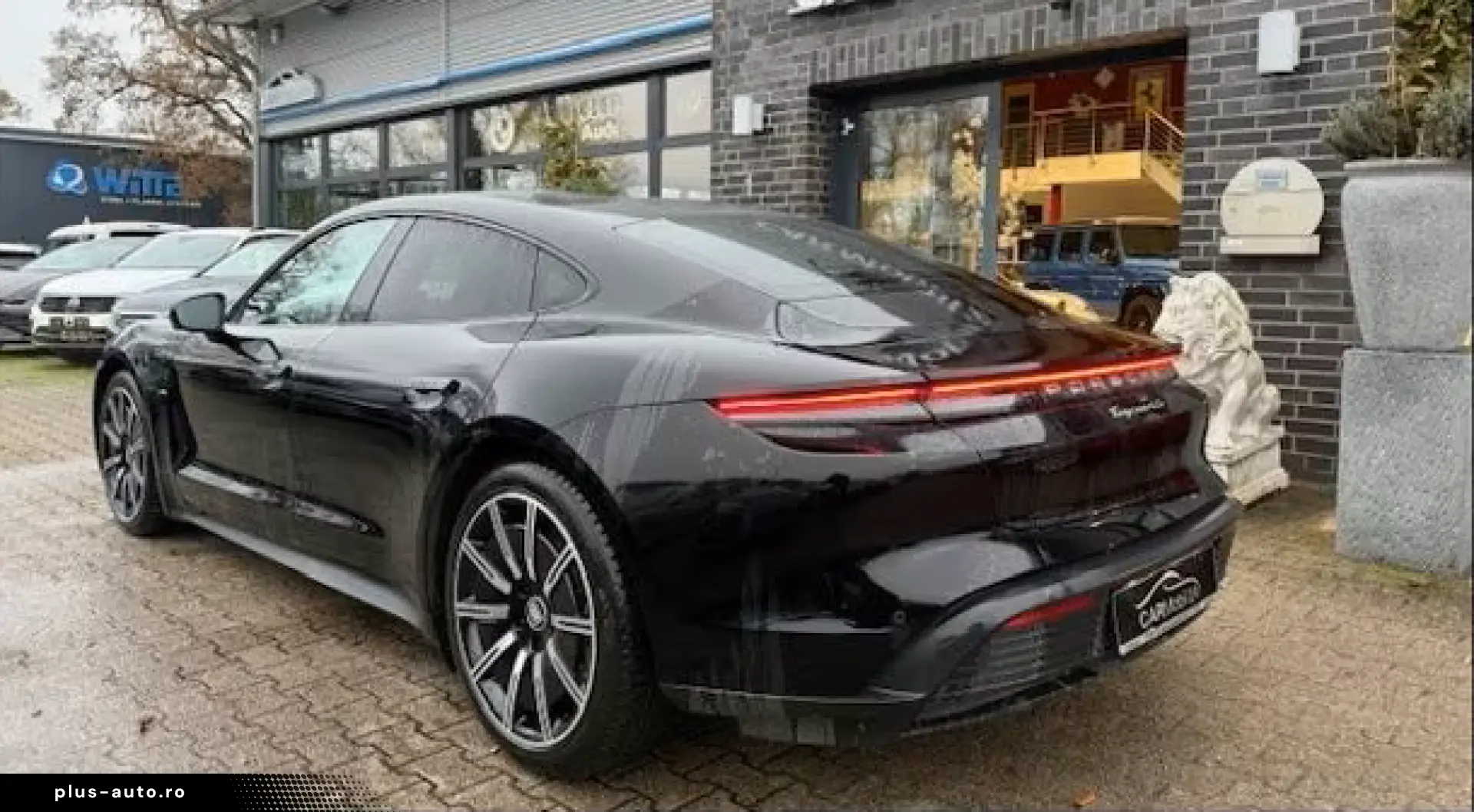 PORSCHE Taycan 4S Bose HUD Vierradlenk. Matrix Bose