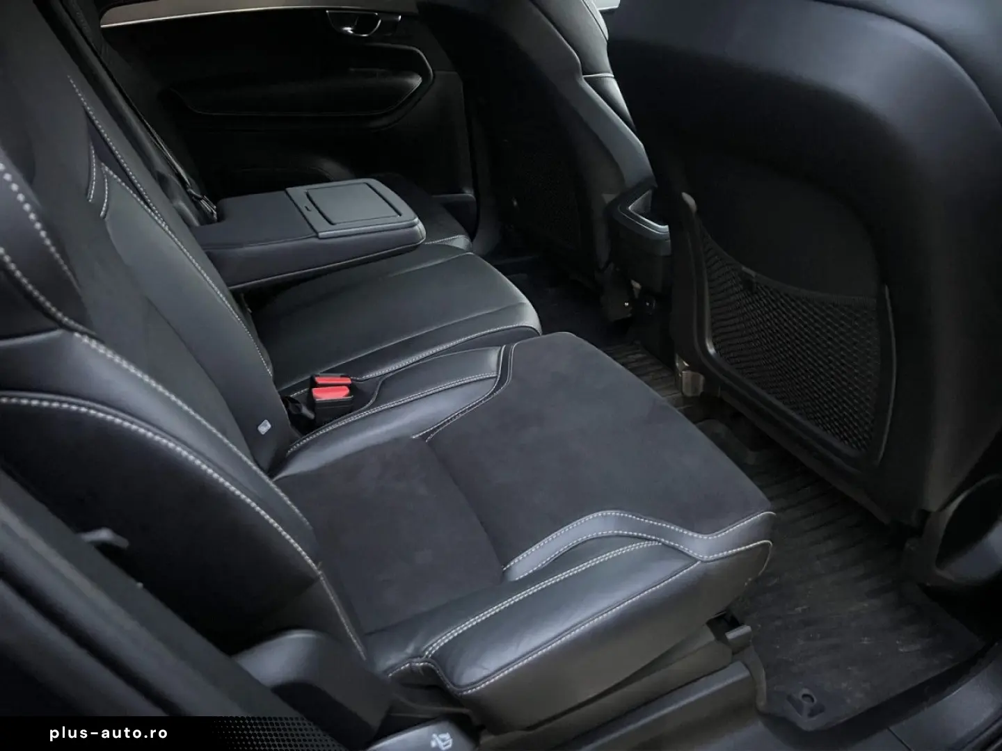 VOLVO XC90 B5 AWD R-DESIGN AHK NAVI LED