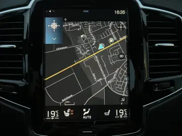 VOLVO XC90 B5 AWD R-DESIGN AHK NAVI LED