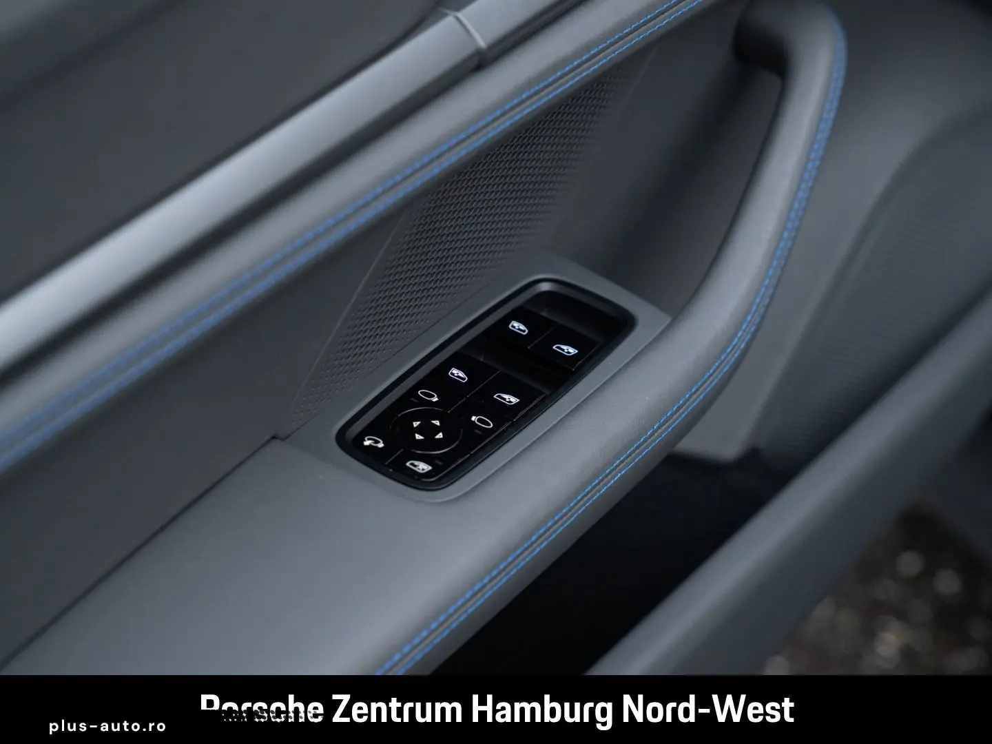 PORSCHE Taycan BOSE PASM Head-Up Panorama PDLS Plus