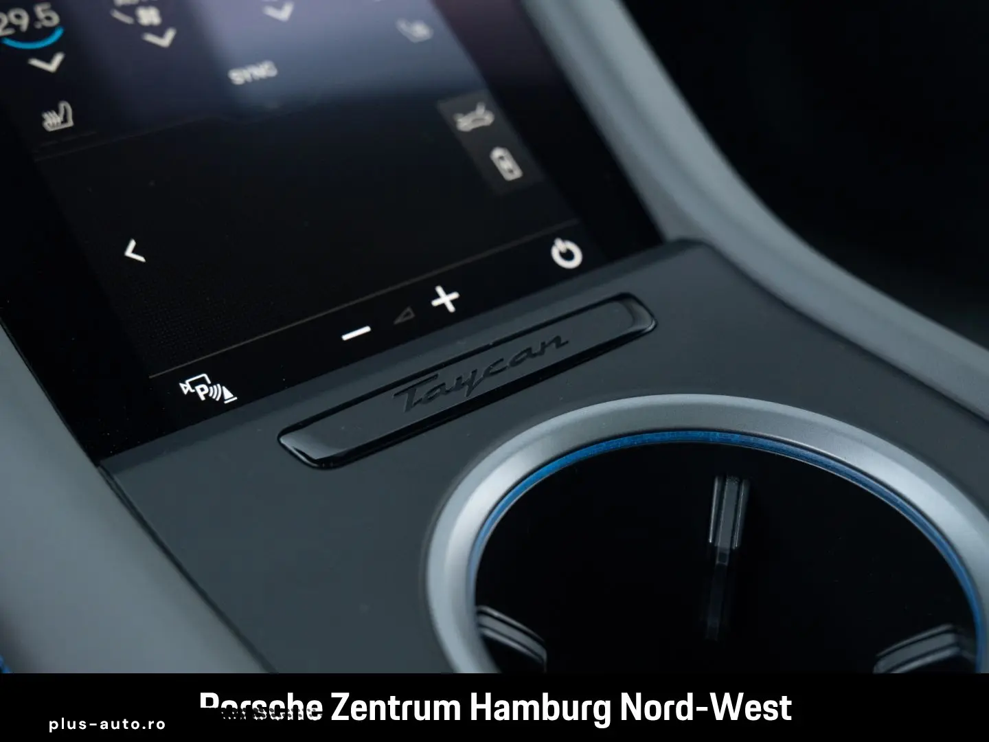 PORSCHE Taycan BOSE PASM Head-Up Panorama PDLS Plus