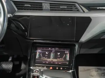 Audi e-tron 55 quattro