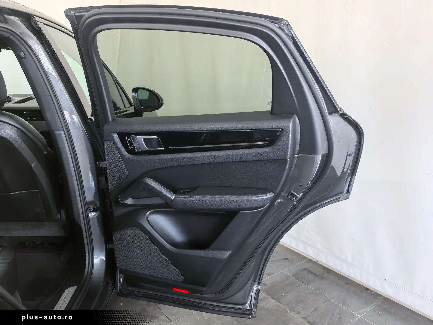 Porsche Cayenne Coupe Standard (2020)