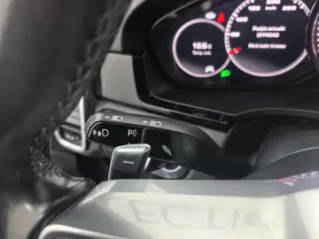 Porsche Cayenne Coupe Standard (2020)