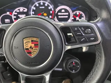 Porsche Cayenne Coupe Standard (2020)