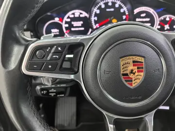 Porsche Cayenne Coupe Standard (2020)