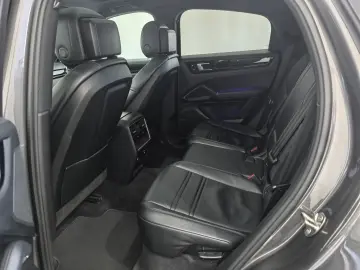 Porsche Cayenne Coupe Standard (2020)