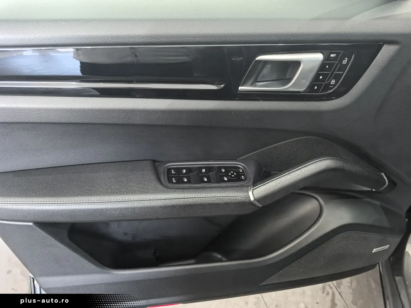 Porsche Cayenne Coupe Standard (2020)