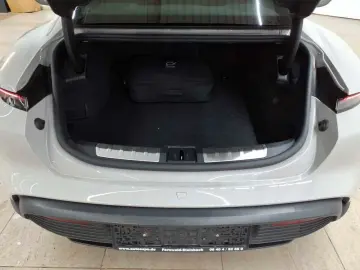 PORSCHE Taycan 4S Performancebatterie Plus PTV