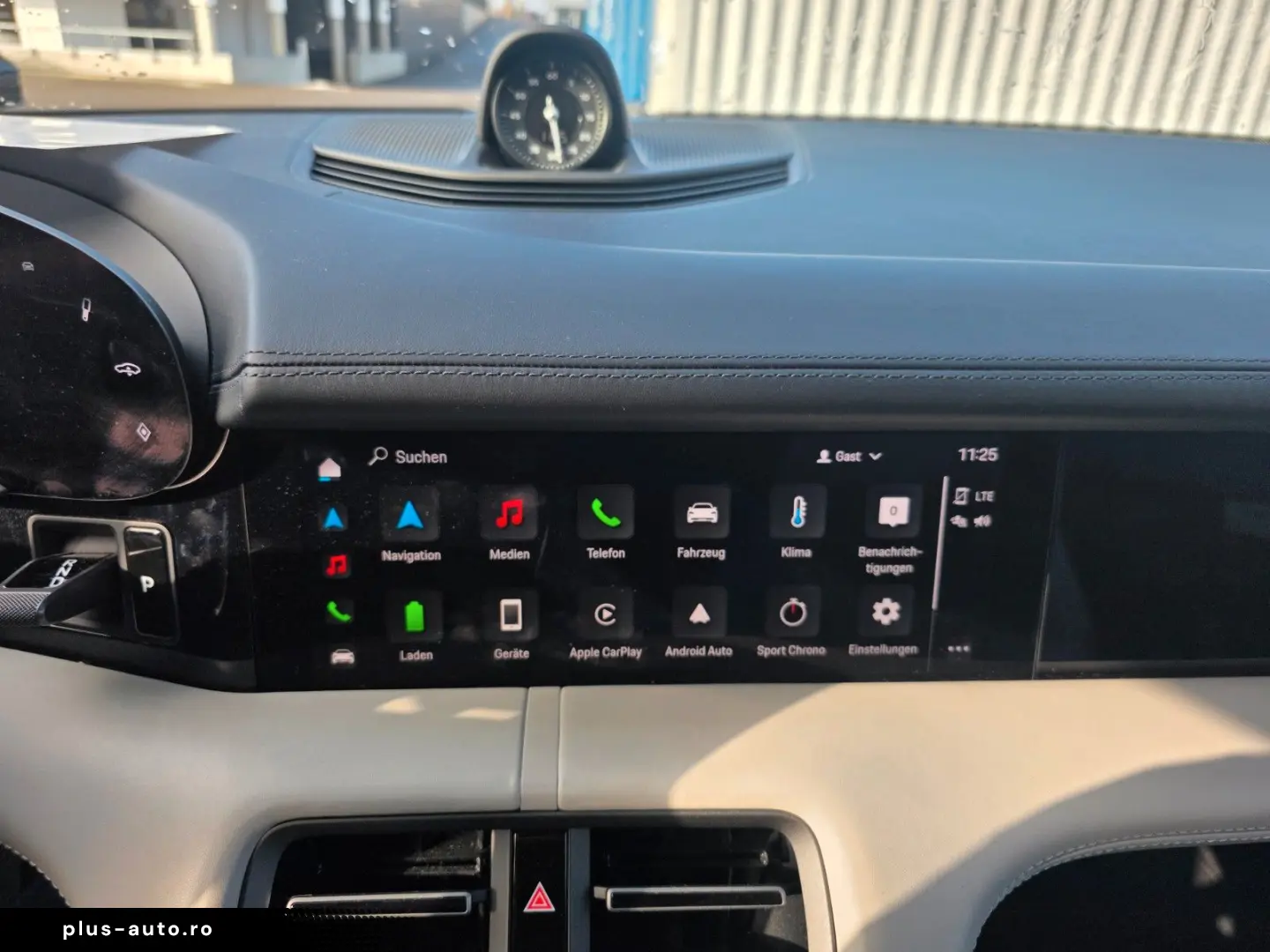 PORSCHE Taycan Sport Chrono Inno Drive LED Sport Sound