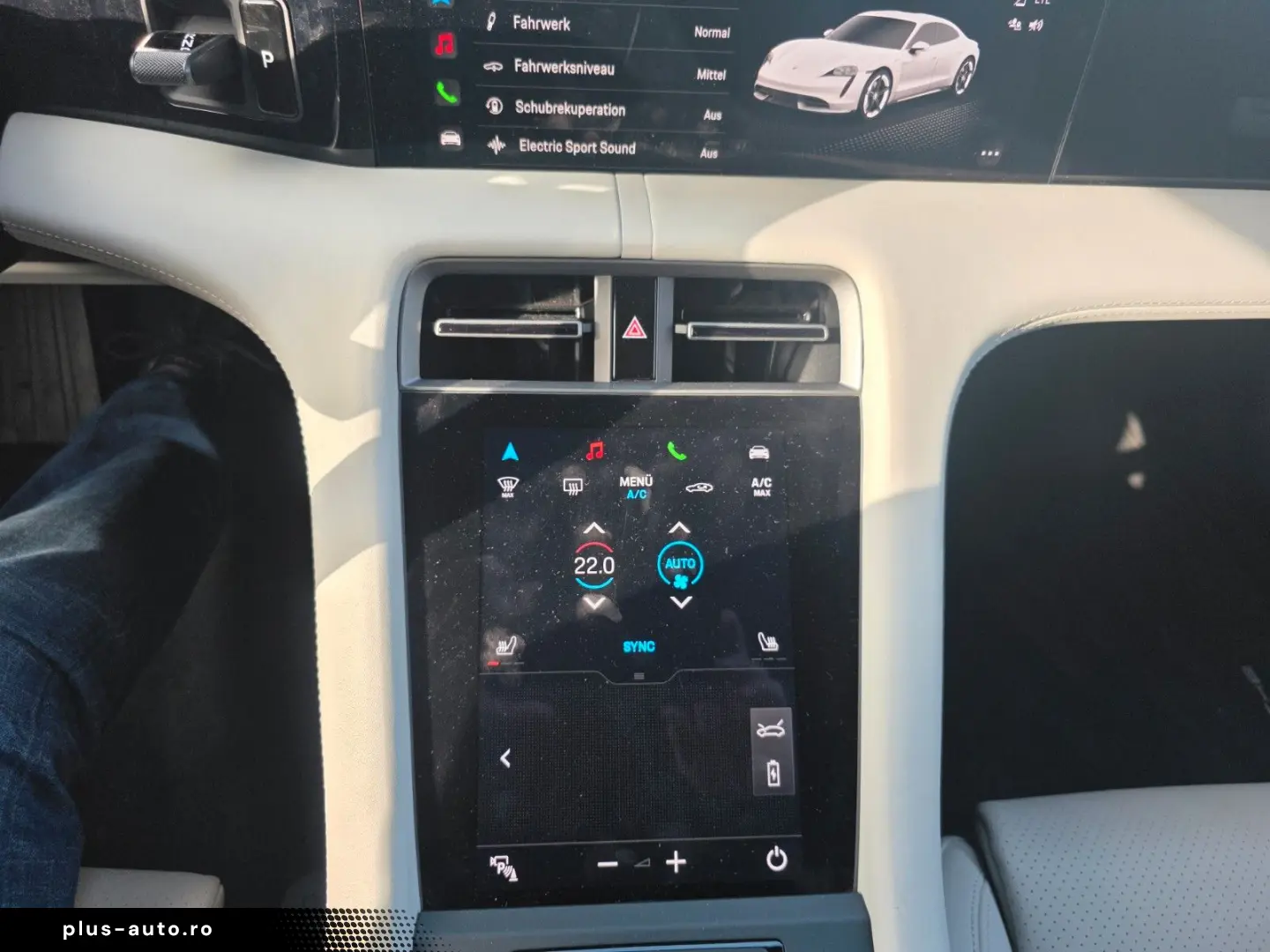 PORSCHE Taycan Sport Chrono Inno Drive LED Sport Sound