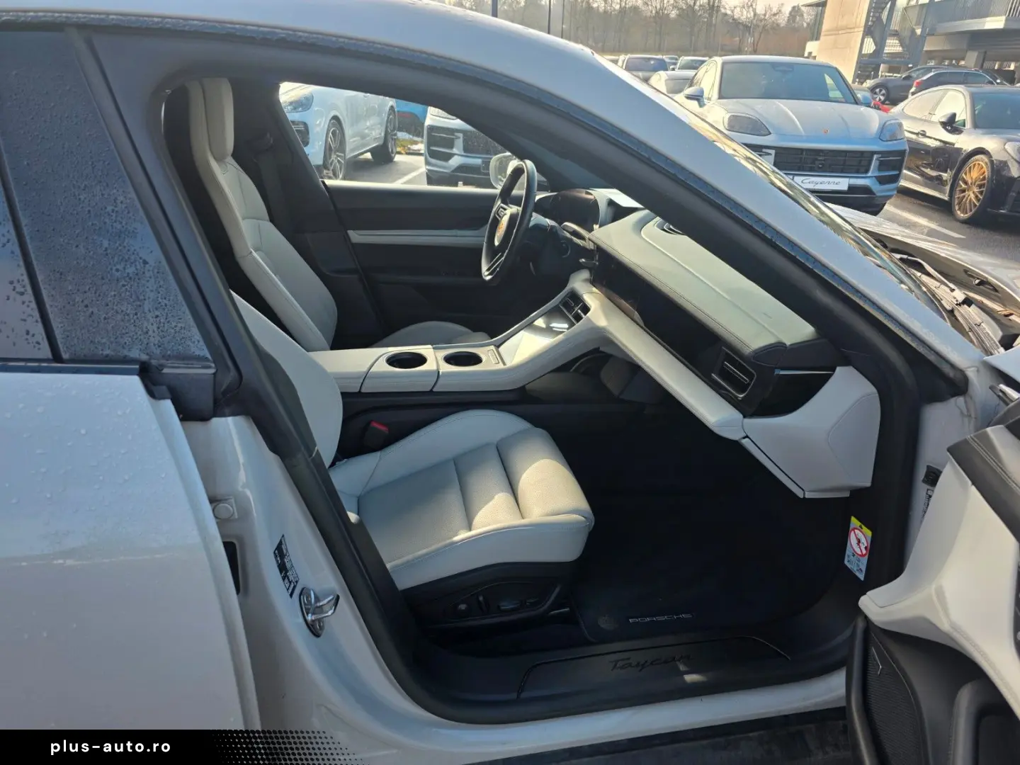 PORSCHE Taycan Sport Chrono Inno Drive LED Sport Sound