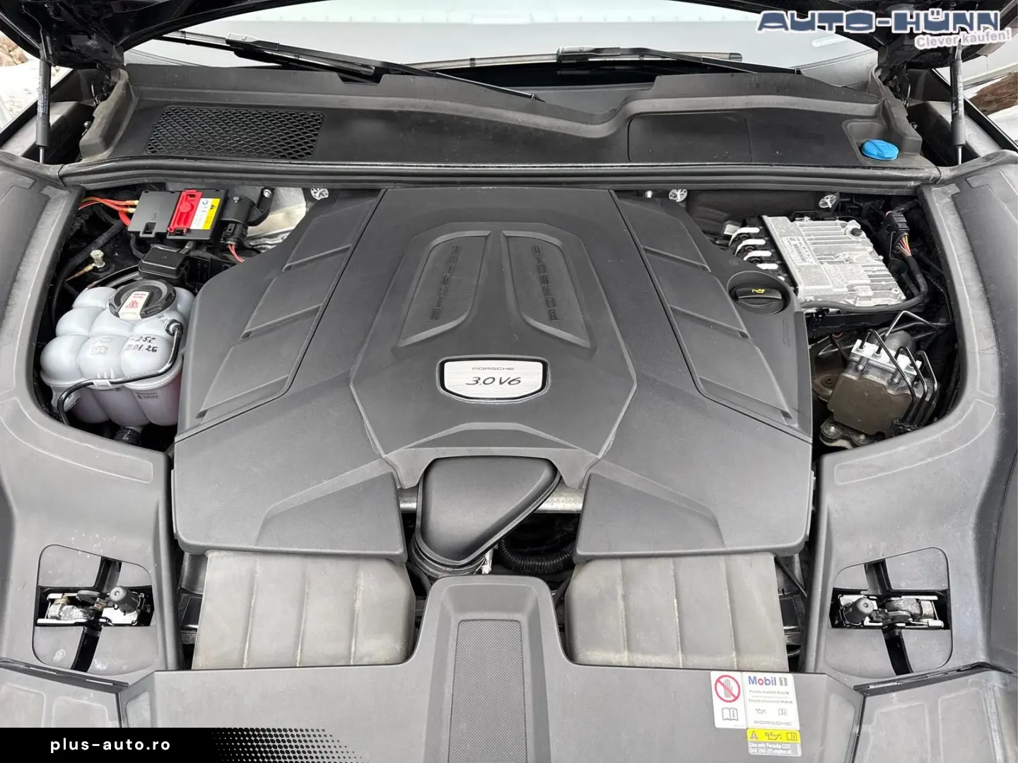 PORSCHE Cayenne 3 0 Ltr. - 250kW 340PS V6 Turbo Plati...