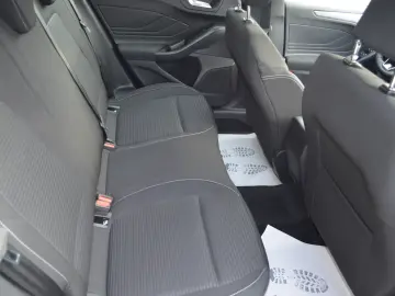 Ford Focus 1.0L mHEV 125 CP 6MT