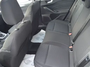 Ford Focus 1.0L mHEV 125 CP 6MT