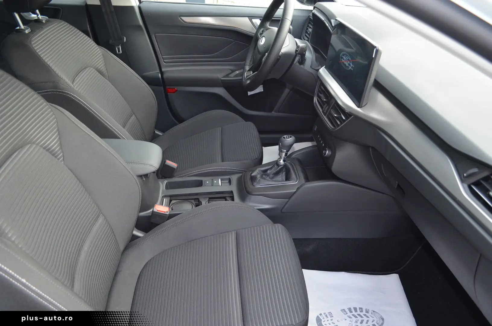 Ford Focus 1.0L mHEV 125 CP 6MT