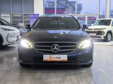 Mercedes-Benz E-Class E220D