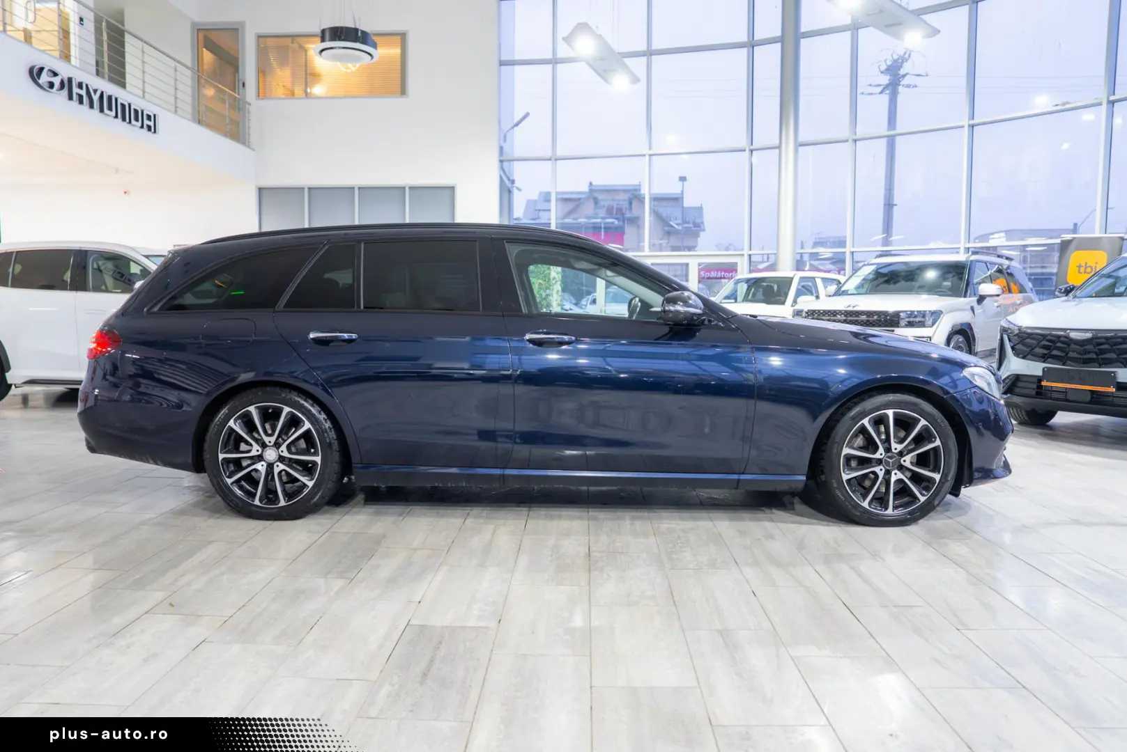 Mercedes-Benz E-Class E220D